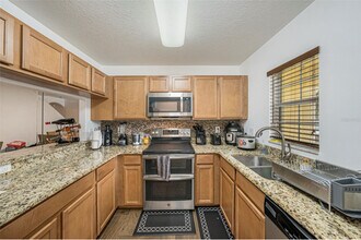 10944 Keys Gate Dr in Riverview, FL - Building Photo - Building Photo
