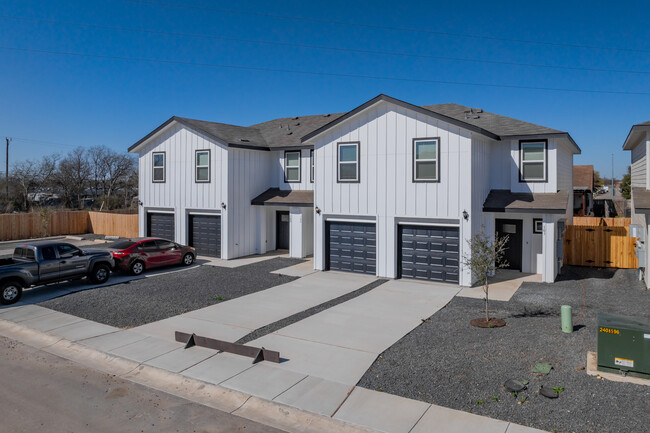 Palo Alto Cove in San Antonio, TX - Building Photo - Building Photo
