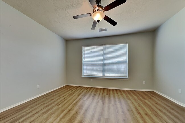 property at 3619 Beacon Creek Ct