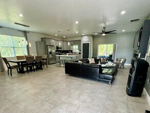 5350 Topeka Ave in St. Cloud, FL - Building Photo - Building Photo
