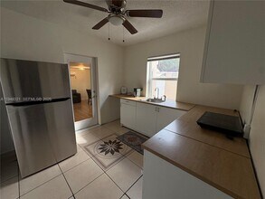 370 NW 188th St in Miami, FL - Building Photo - Building Photo