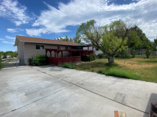 521 W 400 N in Tooele, UT - Building Photo - Building Photo