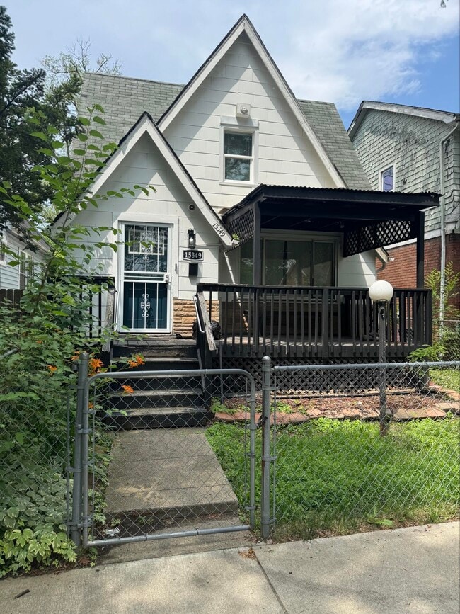 property at 15349 Cruse St