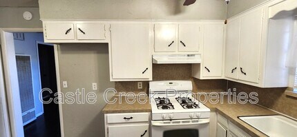 20 E 12th St in Edmond, OK - Building Photo - Building Photo