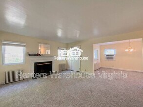 7467 Hampton Blvd in Norfolk, VA - Building Photo - Building Photo