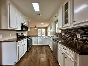 2815 Wentworth St in Houston, TX - Building Photo - Building Photo