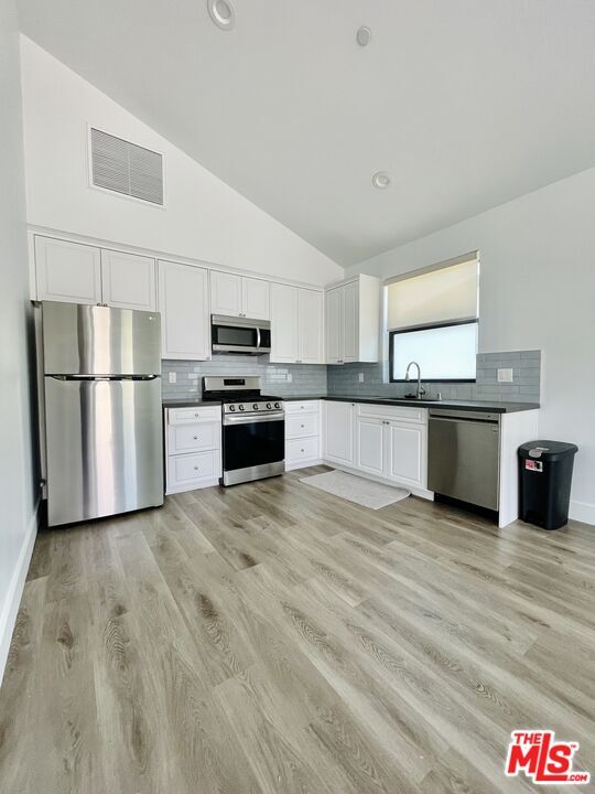 property at 11922 S Isis Ave