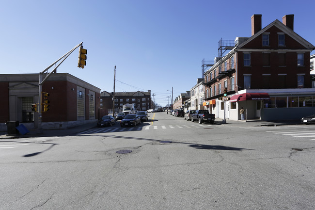 Dewey G Archambault Towers in Lowell, MA - Building Photo - Building Photo