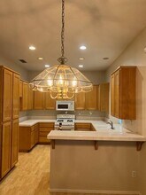 28 Logan Ct in Roseville, CA - Building Photo - Building Photo