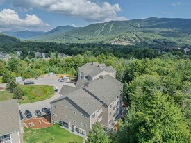 16 Twin Tip Ter in Lincoln, NH - Building Photo