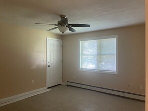 120 Gesler St in Providence, RI - Foto de edificio - Building Photo