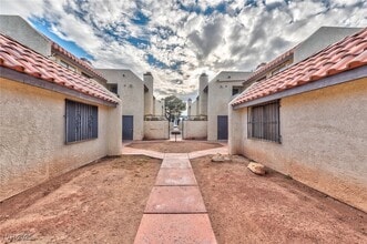 2117 Sun Ave in North Las Vegas, NV - Building Photo - Building Photo