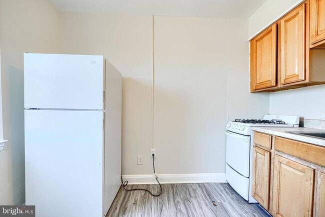 5626 Midwood Ave in Baltimore, MD - Building Photo - Building Photo