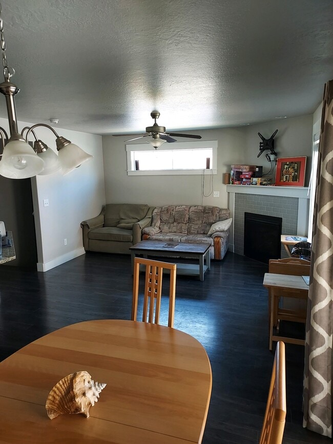 6214 S 1525 E photo'