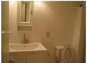 318 Majorca Ave in Coral Gables, FL - Building Photo - Building Photo