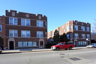 3044-3050 N Laramie Ave Apartments