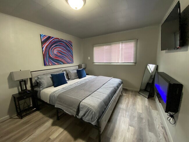174 Perthshire Dr, Unit Studio in Amsterdam, NY - Building Photo - Building Photo