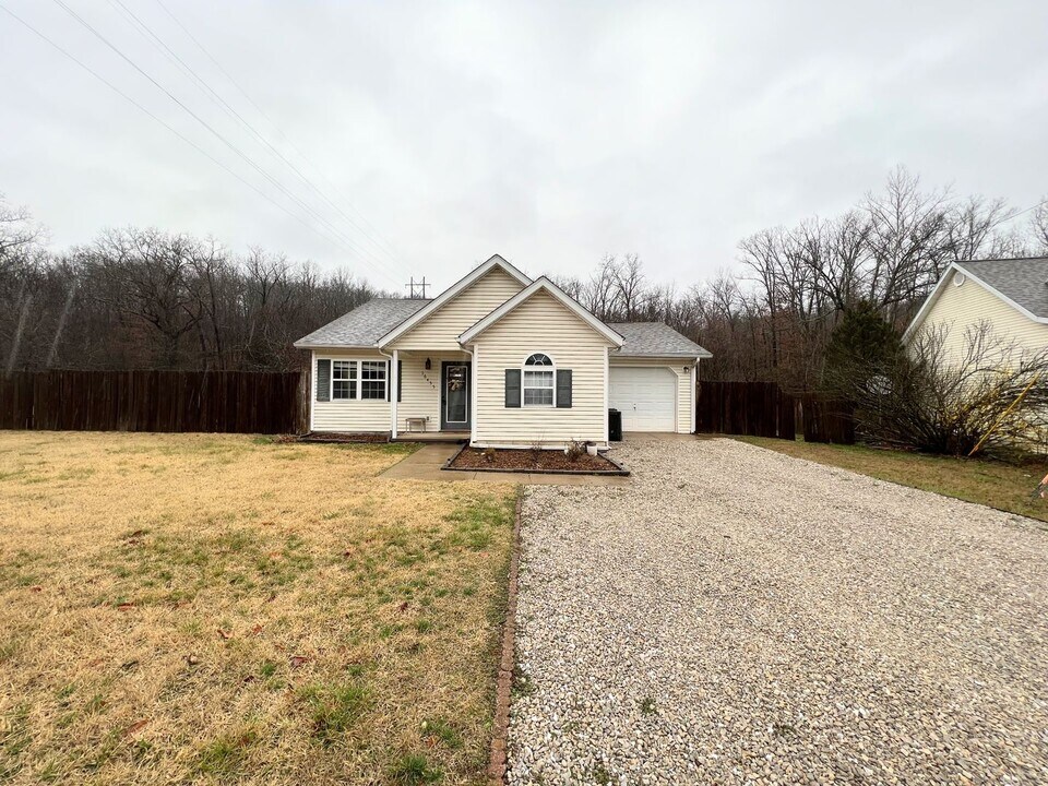 16455 Twilight Dr in Waynesville, MO - Building Photo