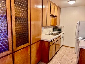 5051 La Jolla Blvd, Unit 304 in San Diego, CA - Building Photo - Building Photo