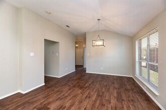 9937 Long Rifle Dr in Fort Worth, TX - Building Photo - Building Photo
