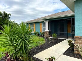 2502 31st St SW in Lehigh Acres, FL - Building Photo