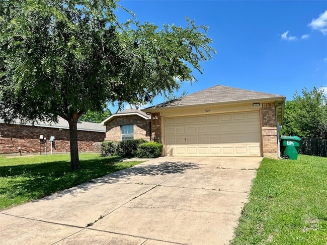 1520 Carrigan Ln in Denton, TX - Building Photo - Building Photo