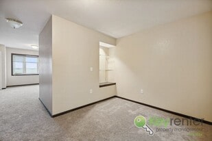 1411 S Douglas Ave in Lyons, KS - Building Photo