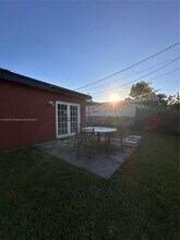 4441 NW 60th St in Fort Lauderdale, FL - Building Photo - Building Photo