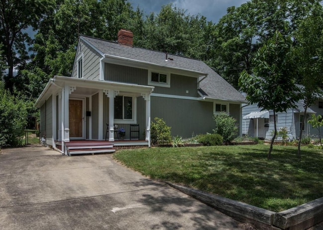 5711 Stillwell Rd