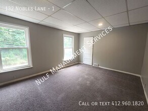 132 Nobles Ln in Pittsburgh, PA - Building Photo - Building Photo