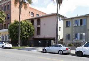 734 Catalina S St, Unit 2 in Los Angeles, CA - Building Photo