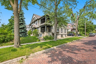 456 Lafayette Ave SE in Grand Rapids, MI - Building Photo - Building Photo