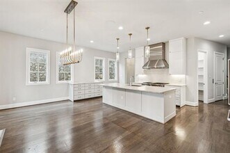 8 Comillas Dr in Westlake, TX - Building Photo - Building Photo