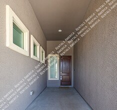 21576 E Pecan Ct in Queen Creek, AZ - Foto de edificio - Building Photo