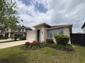 2314 Cool Grns St in Richmond, TX - Building Photo