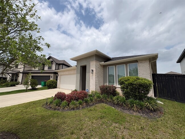 property at 2314 Cool Grns St