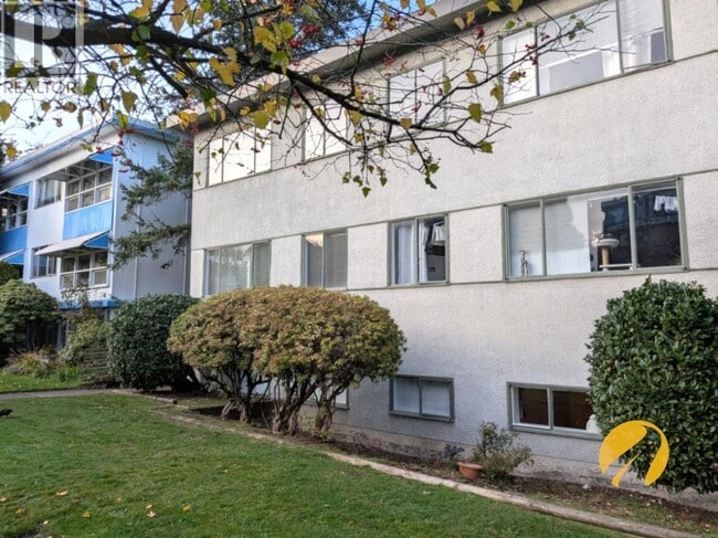 property at 2435 W 2nd Ave