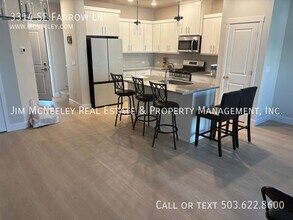 3314 SE Farrow Ln in Hillsboro, OR - Building Photo - Building Photo