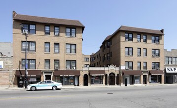 5139-5149 Lincoln Ave in Chicago, IL - Foto de edificio - Building Photo