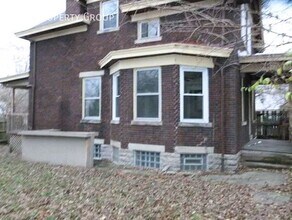 635 Straight St in Cincinnati, OH - Building Photo - Building Photo