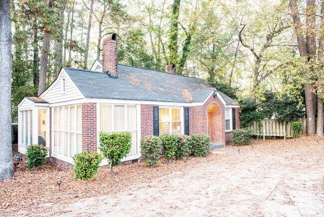 3019 Forest Dr in Columbia, SC - Building Photo - Building Photo