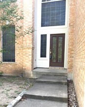 13012 Scofield Farms Dr in Austin, TX - Building Photo - Building Photo