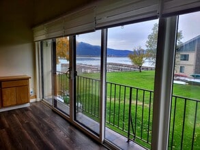 301 Iberian Way, Unit #223 in Sandpoint, ID - Building Photo - Building Photo