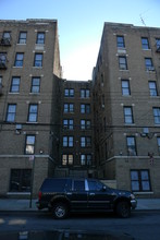 4014-16 Carpenter Ave in Bronx, NY - Foto de edificio - Building Photo