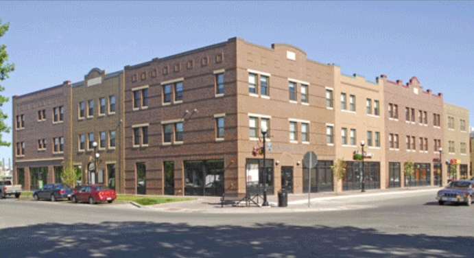 Woodlawn Terrace in Moorhead, MN - Building Photo