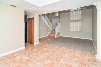 1121 NW 129th Pl in Miami, FL - Building Photo - Building Photo