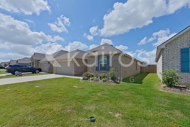 108 SANTIAGO COURT in Lafayette, LA - Building Photo - Building Photo