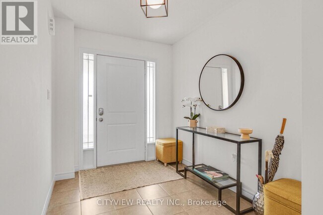 41 Bellagio Ave in Hamilton, ON - Building Photo - Building Photo