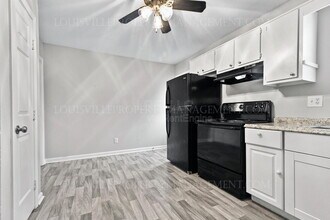 3418 Clingstone Way in Louisville, KY - Building Photo - Building Photo