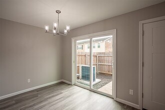 972 Park Meadow Dr in Beaumont, TX - Building Photo - Building Photo